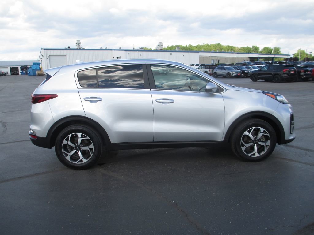 Used 2020 Kia Sportage LX w/ LX Popular Package FWD image 4