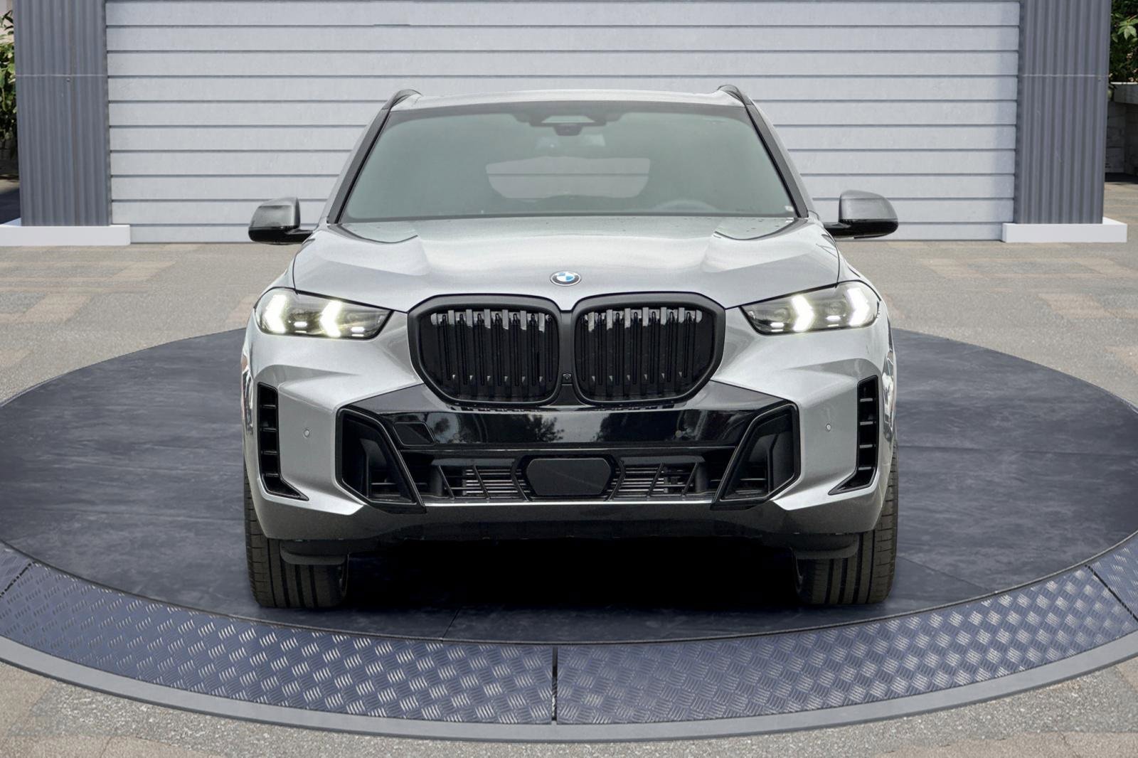 New 2026 BMW X5 xDrive40i w/ M Sport Package image 2