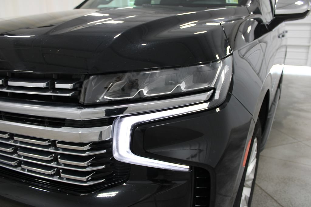 Used 2024 Chevrolet Suburban Premier AWD/4WD image 13