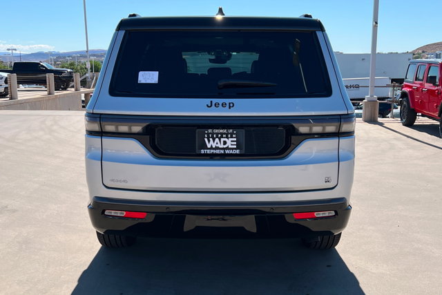 New 2026 Jeep Grand Wagoneer 4WD image 4