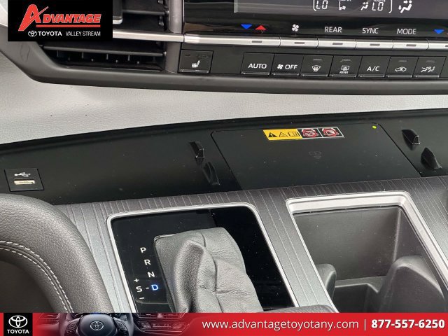 Certified 2025 Toyota Sienna XLE w/ XLE Plus Package AWD/4WD image 37