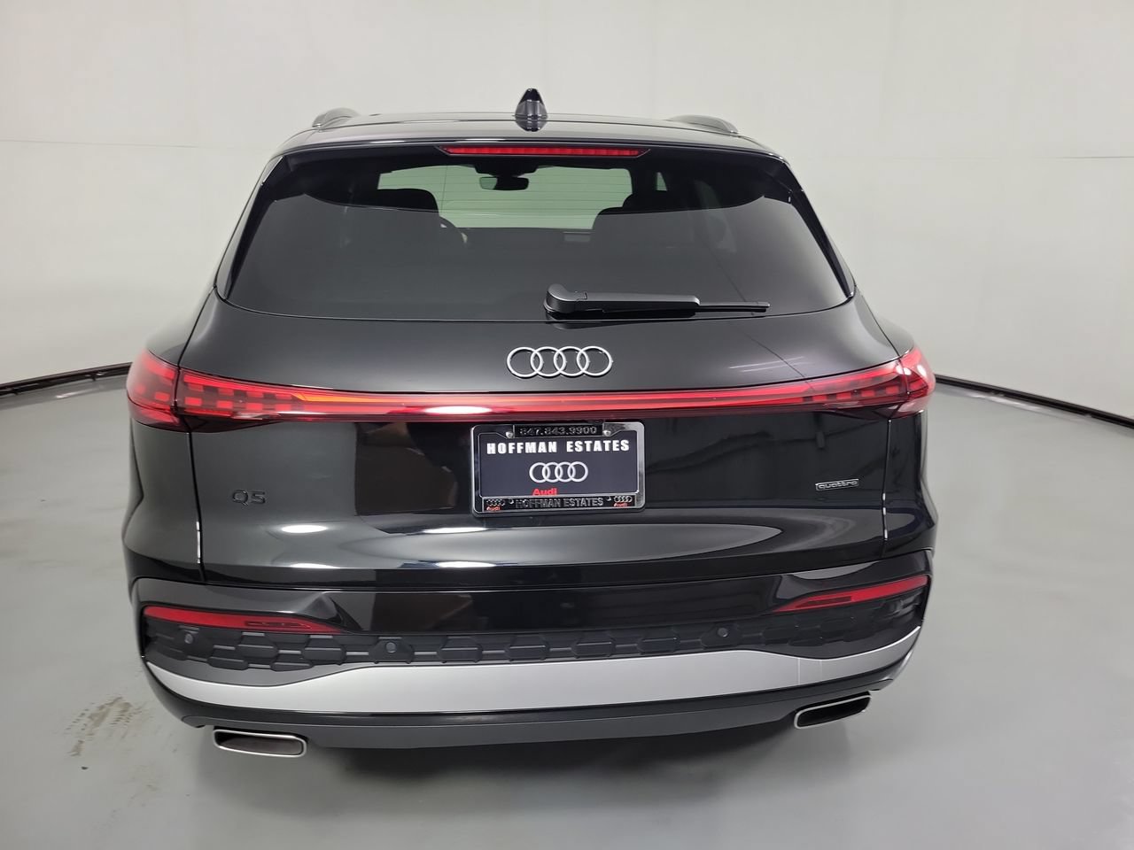 Used 2025 Audi Q5 Premium Plus w/ Premium Plus AWD/4WD image 7