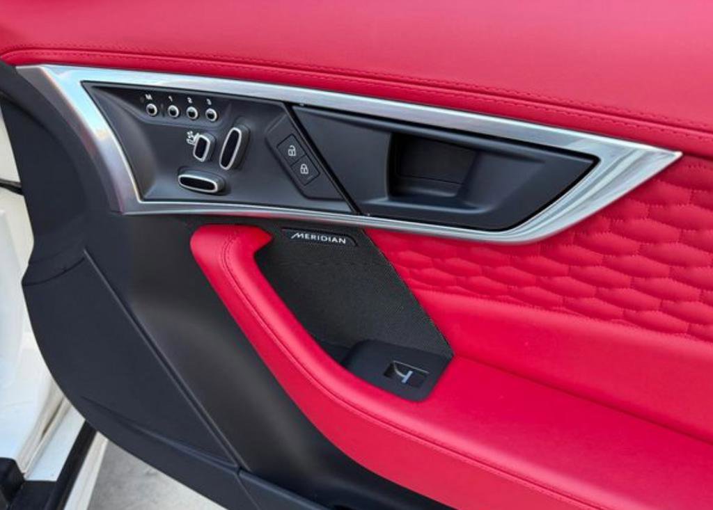 Used 2024 Jaguar F-TYPE R-Dynamic image 11