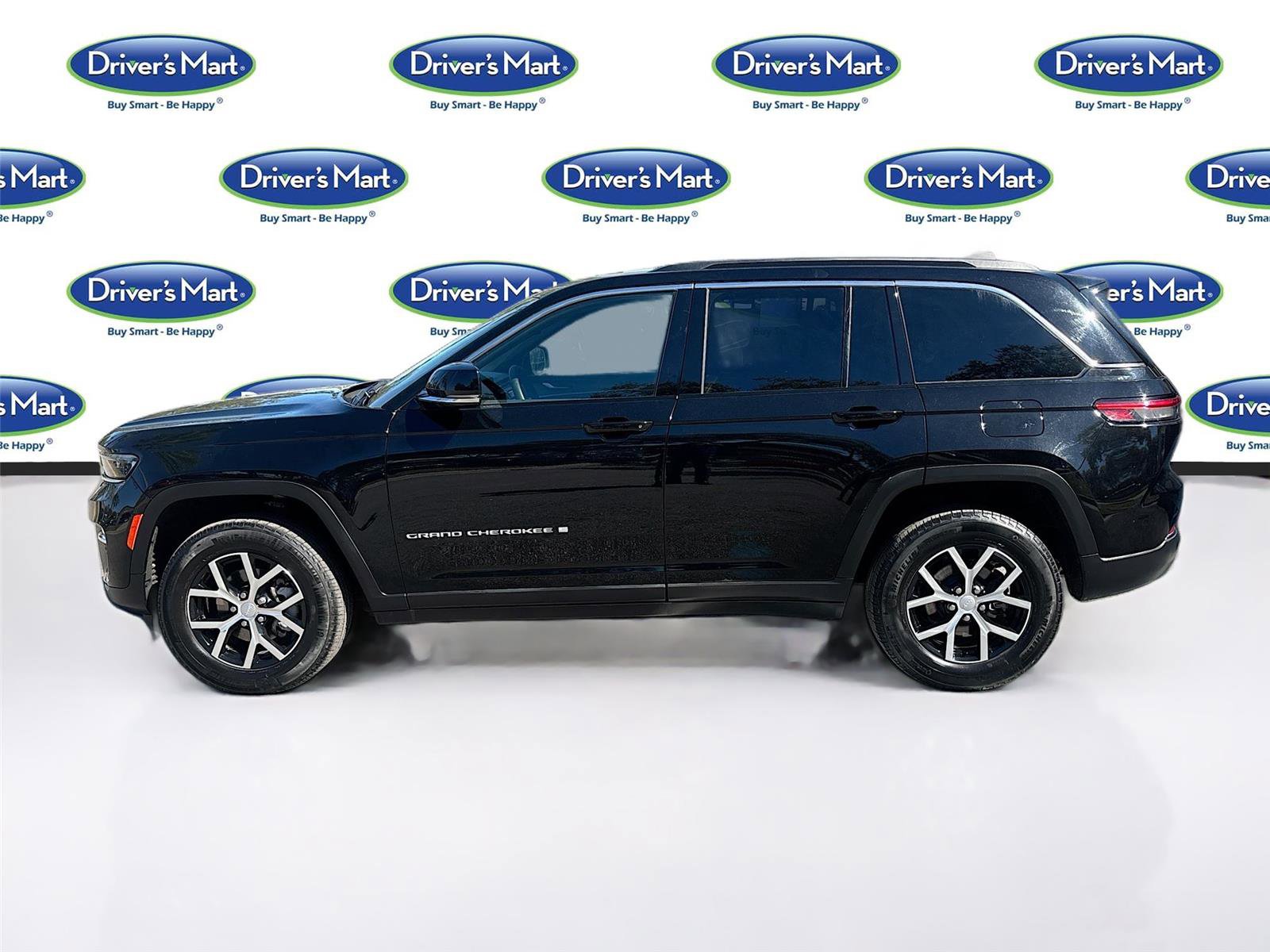 Used 2024 Jeep Grand Cherokee Limited image 4