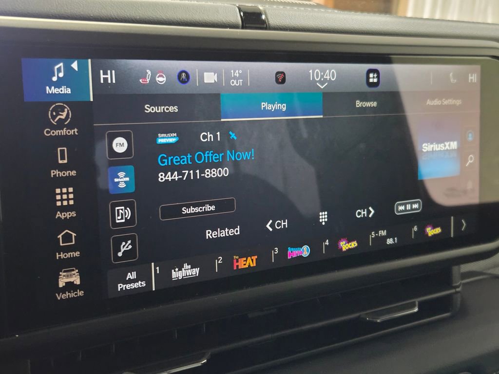 Used 2024 Jeep Wrangler Sahara image 4