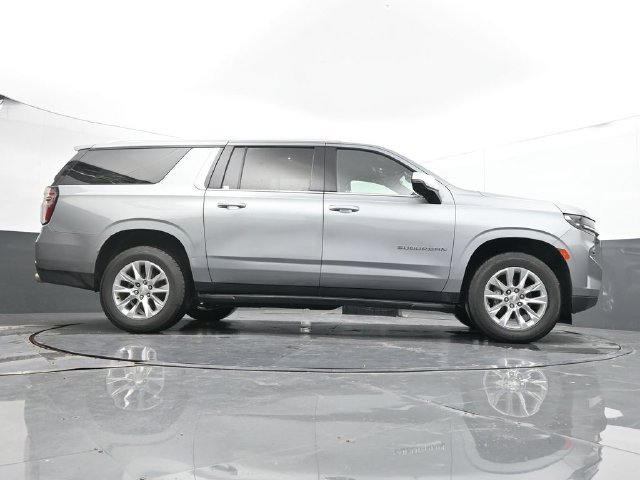 Used 2023 Chevrolet Suburban Premier AWD/4WD image 49