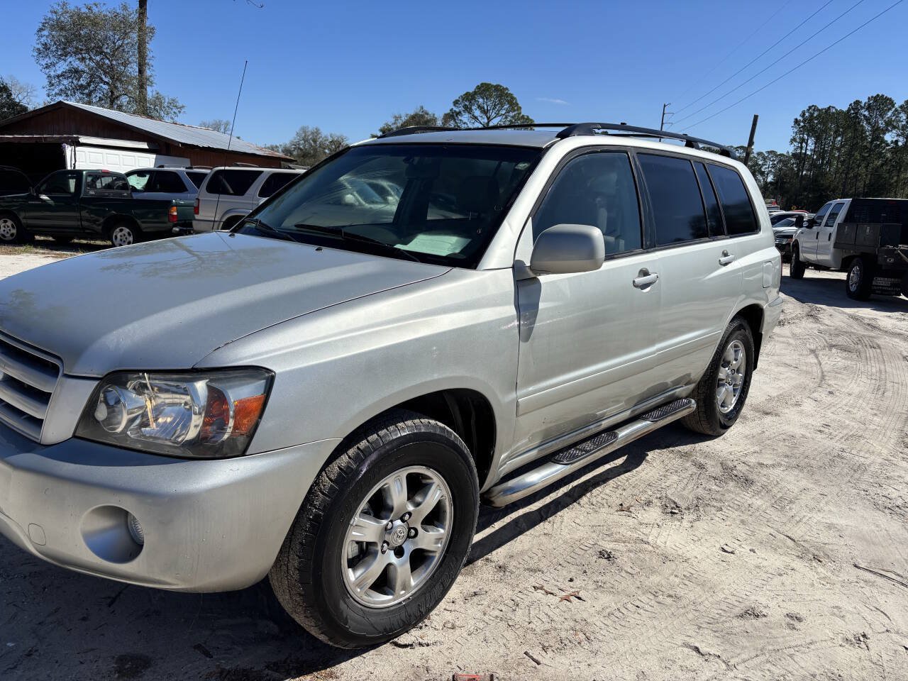 Used 2004 Toyota Highlander 2WD V6 image 2