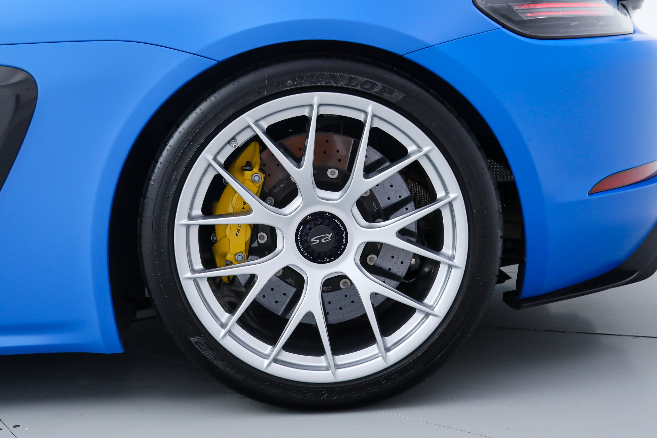 Used 2024 Porsche 718 Boxster Spyder RS RWD image 43