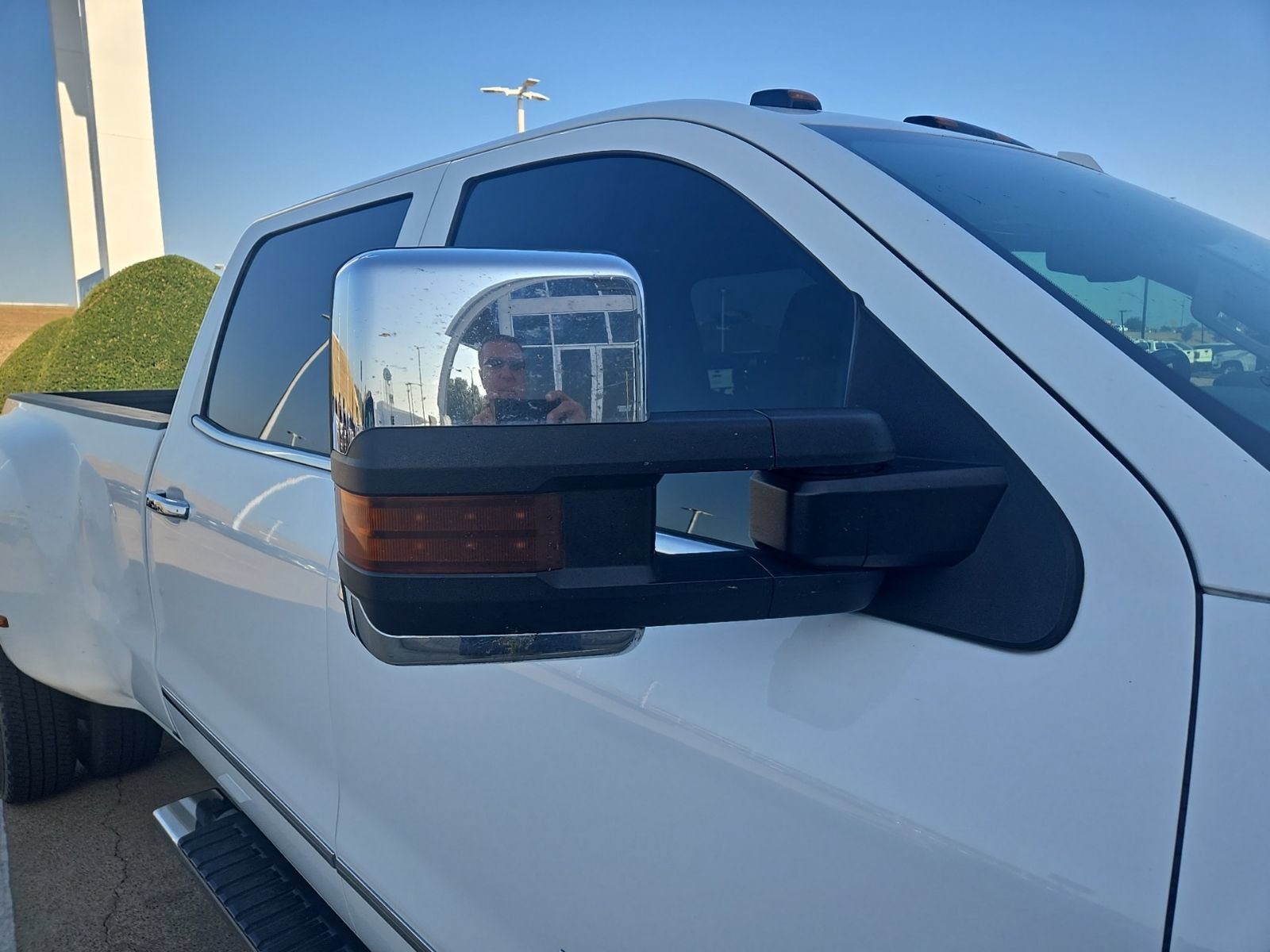 Used 2016 GMC Sierra 3500 Denali w/ Duramax Plus Package AWD/4WD image 8