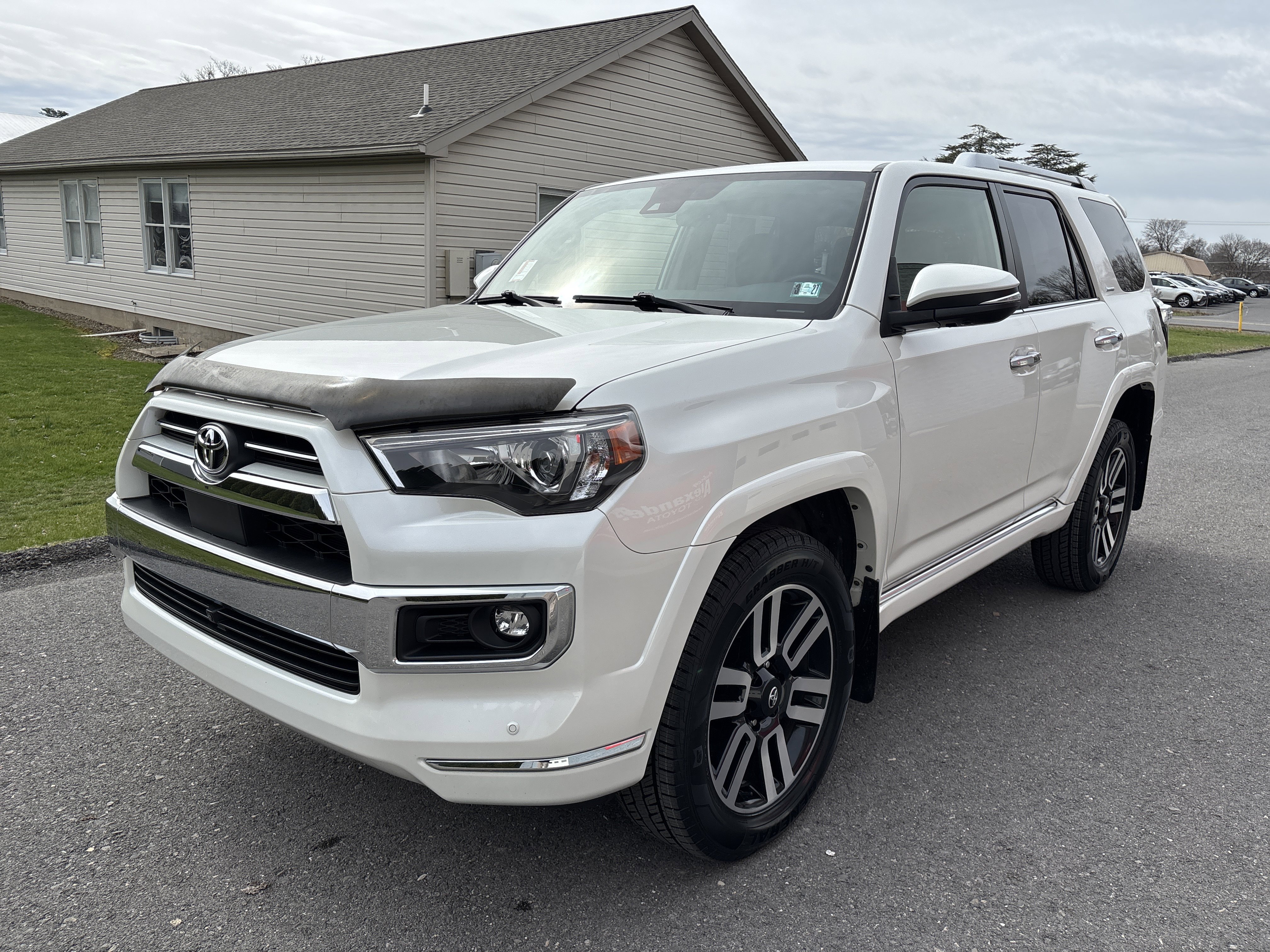 Used 2022 Toyota 4Runner Limited image 8