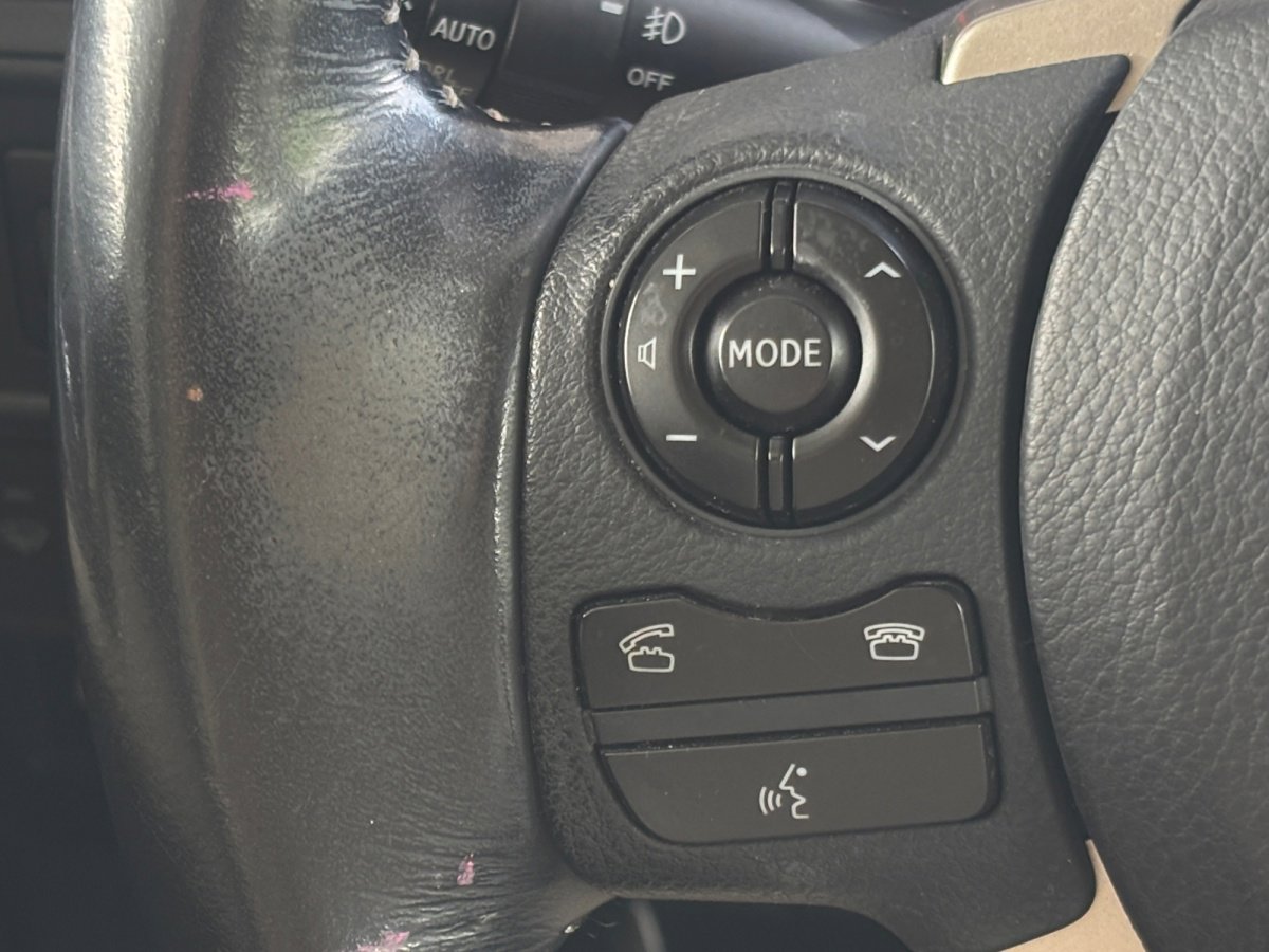 Used 2016 Lexus CT 200h w/ Seat Comfort Package FWD image 11