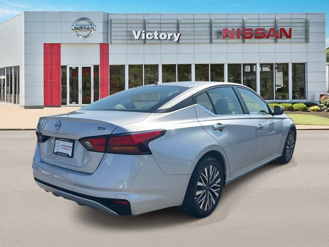 Certified 2024 Nissan Altima 2.5 SV FWD image 3