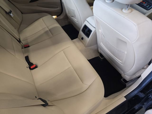 Used 2015 BMW 320i xDrive Sedan AWD/4WD image 13