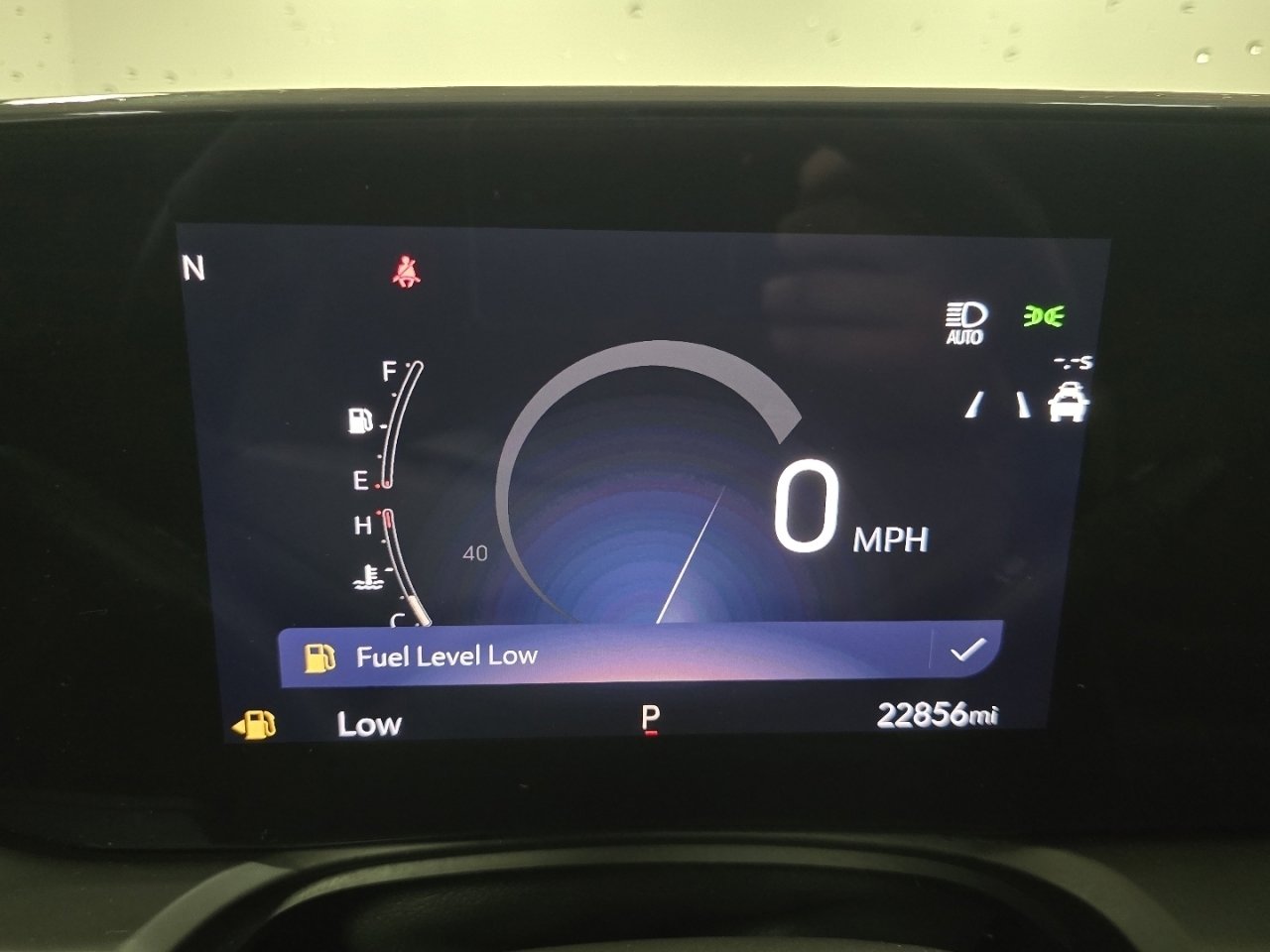 Used 2024 Buick Encore GX Avenir w/ Avenir Convenience Package image 26