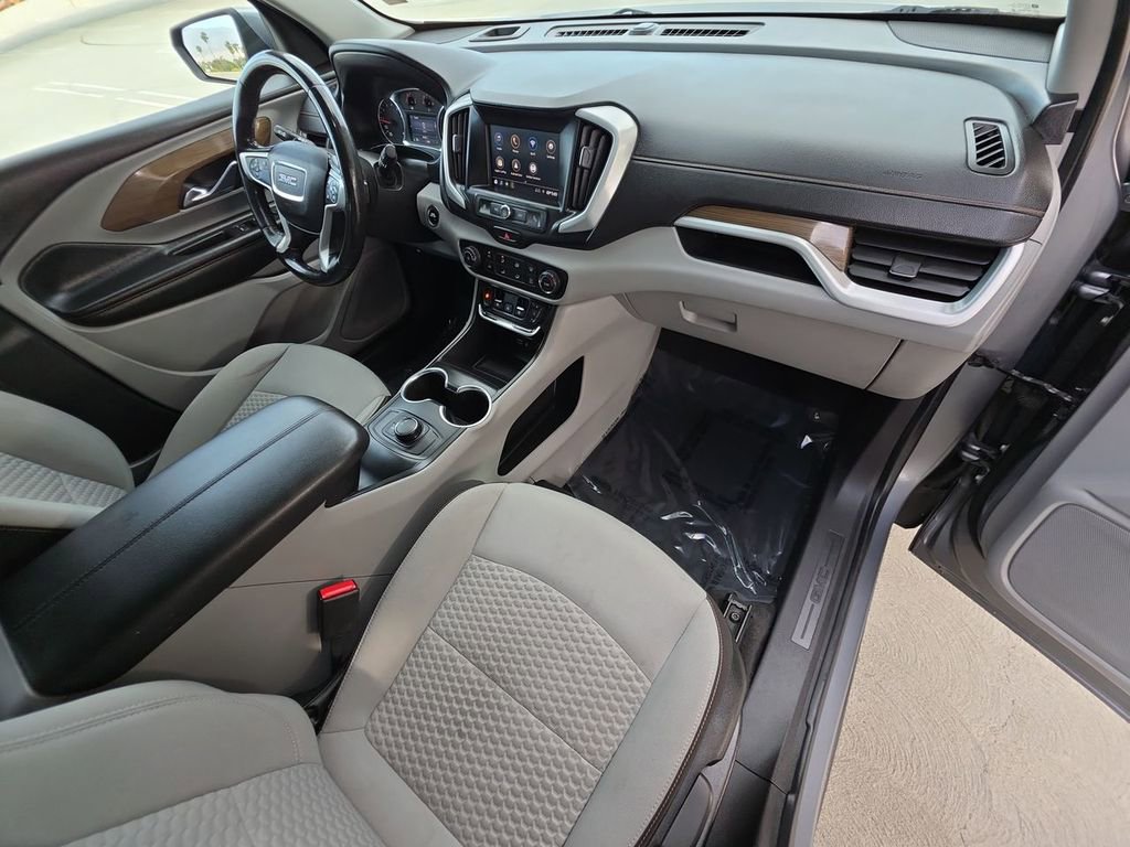 Used 2021 GMC Terrain SLE image 30