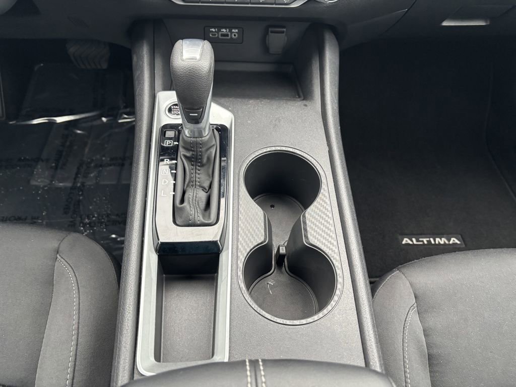 Used 2025 Nissan Altima 2.5 SV image 19
