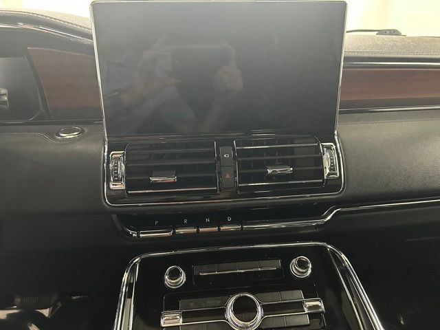 Used 2024 Lincoln Navigator L Reserve AWD/4WD image 20