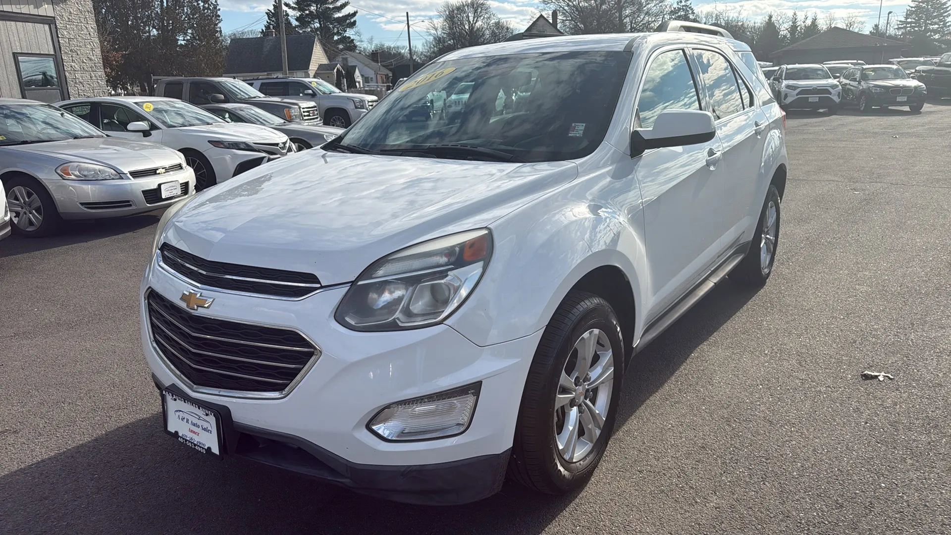 Used 2016 Chevrolet Equinox LT w/ Convenience Package image 3