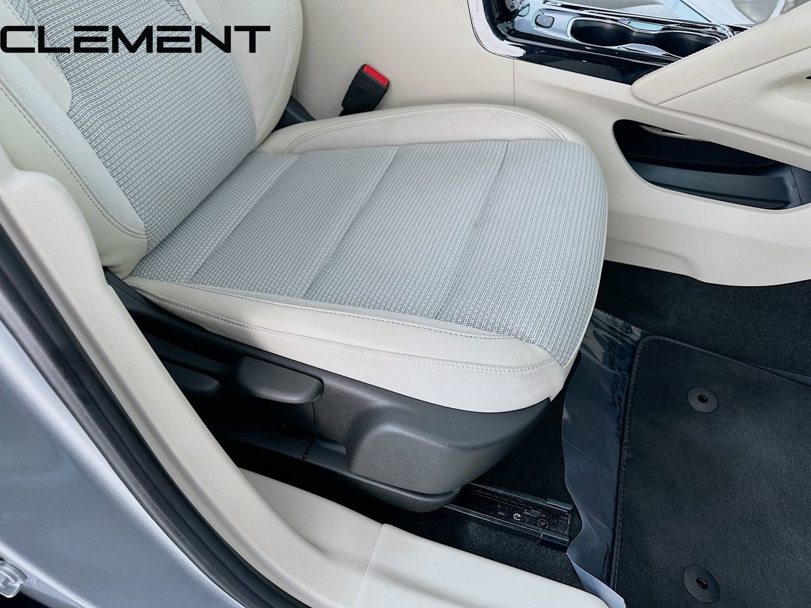 Used 2023 Buick Envision Preferred image 32