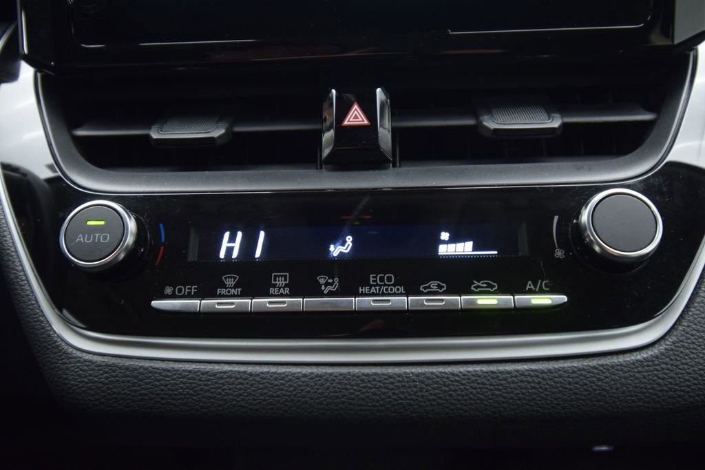 Used 2024 Toyota Corolla LE image 27