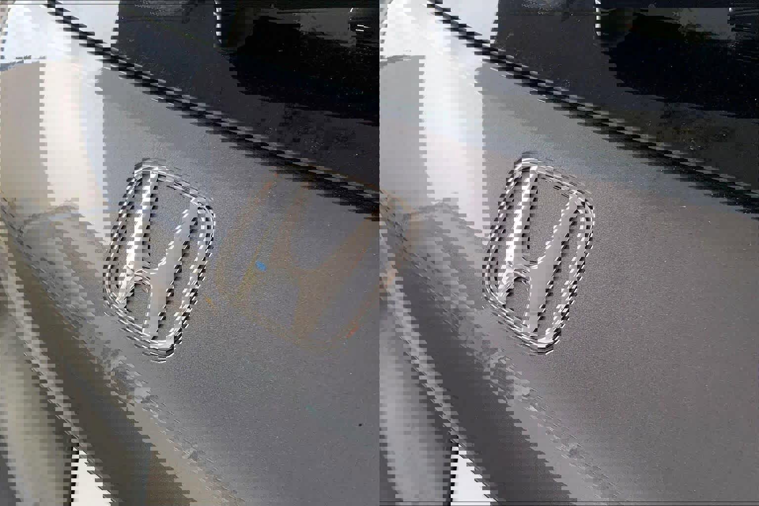 Used 2023 Honda HR-V LX image 32