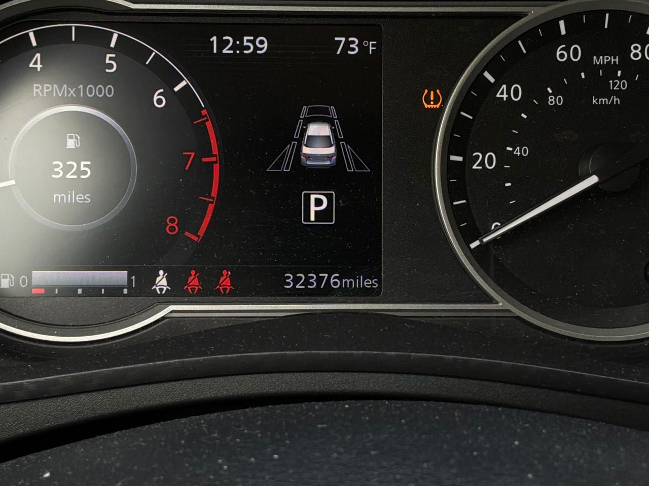 Used 2025 Nissan Versa SV FWD image 34
