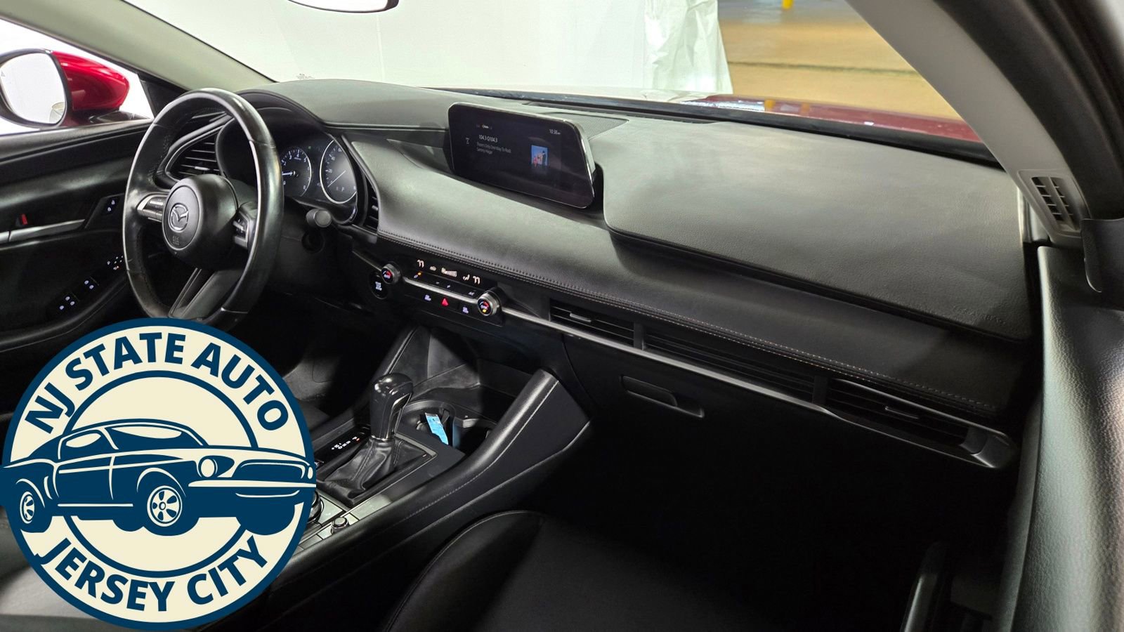 Used 2023 MAZDA MAZDA3 s image 30