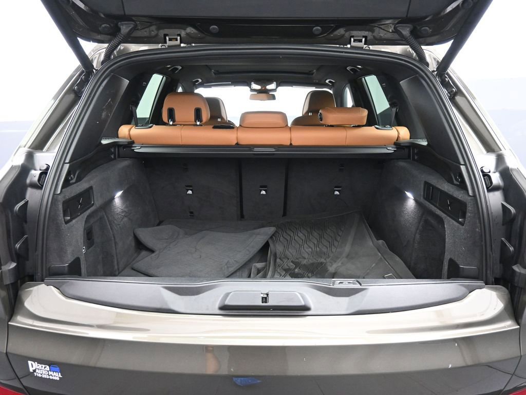 Used 2025 BMW X5 xDrive40i w/ Climate Comfort Package image 24