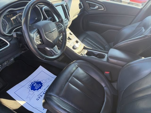 Used 2017 Chrysler 200 Limited Platinum FWD image 16