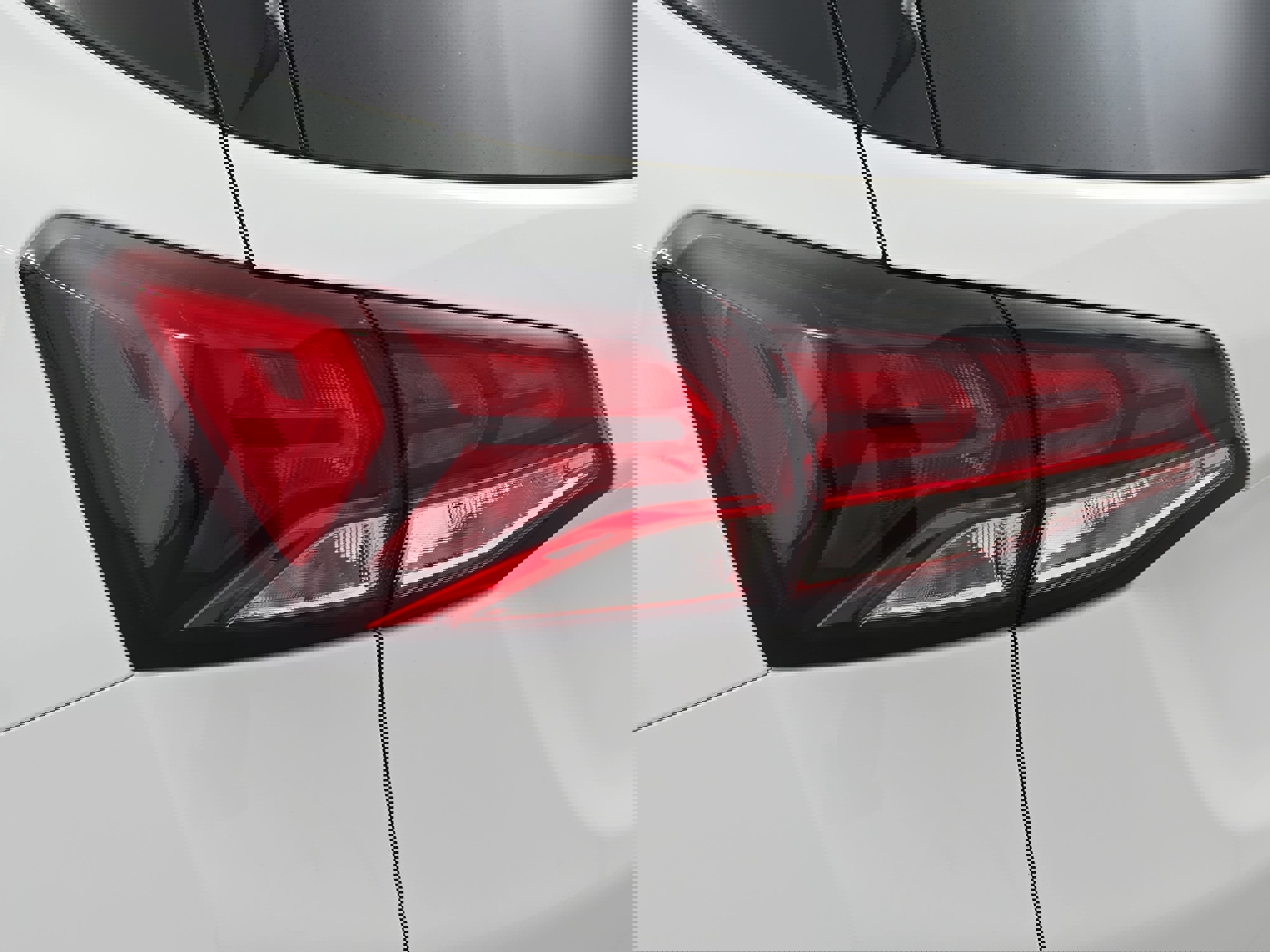 Used 2022 Chevrolet Equinox LS w/ LS Convenience Package image 32