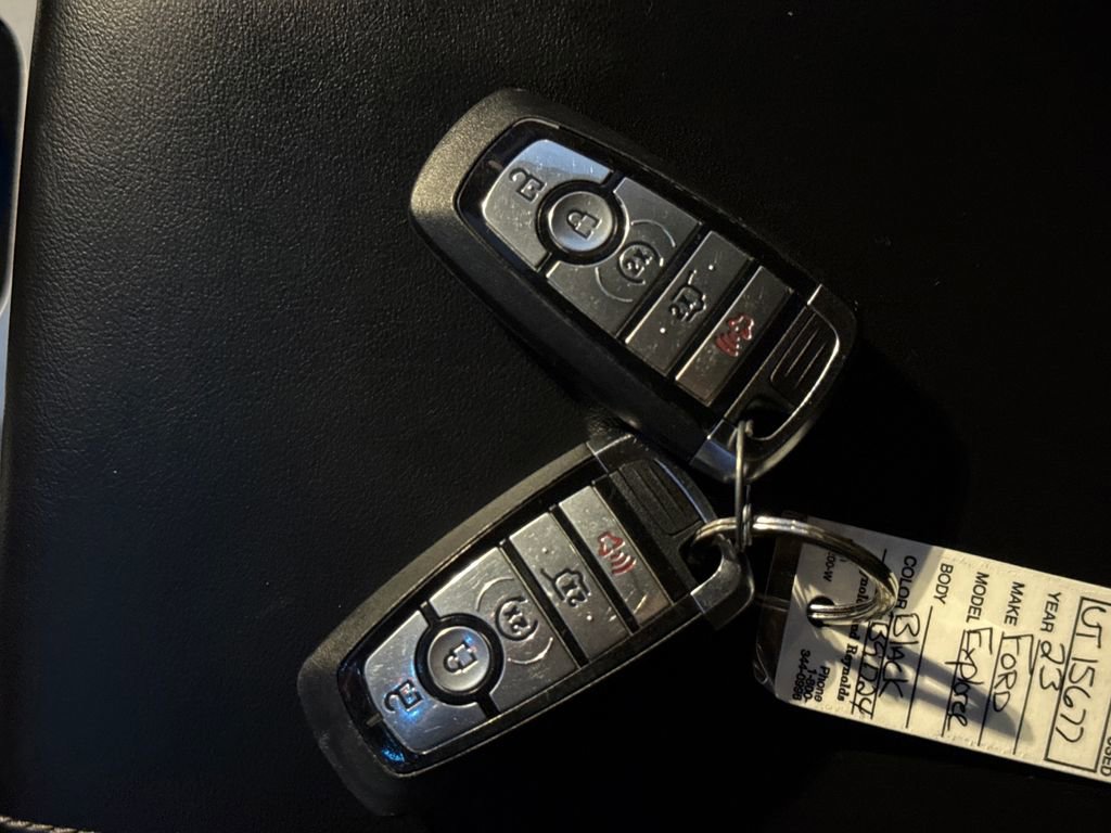 Used 2023 Ford Explorer XLT w/ Equipment Group 202A image 28