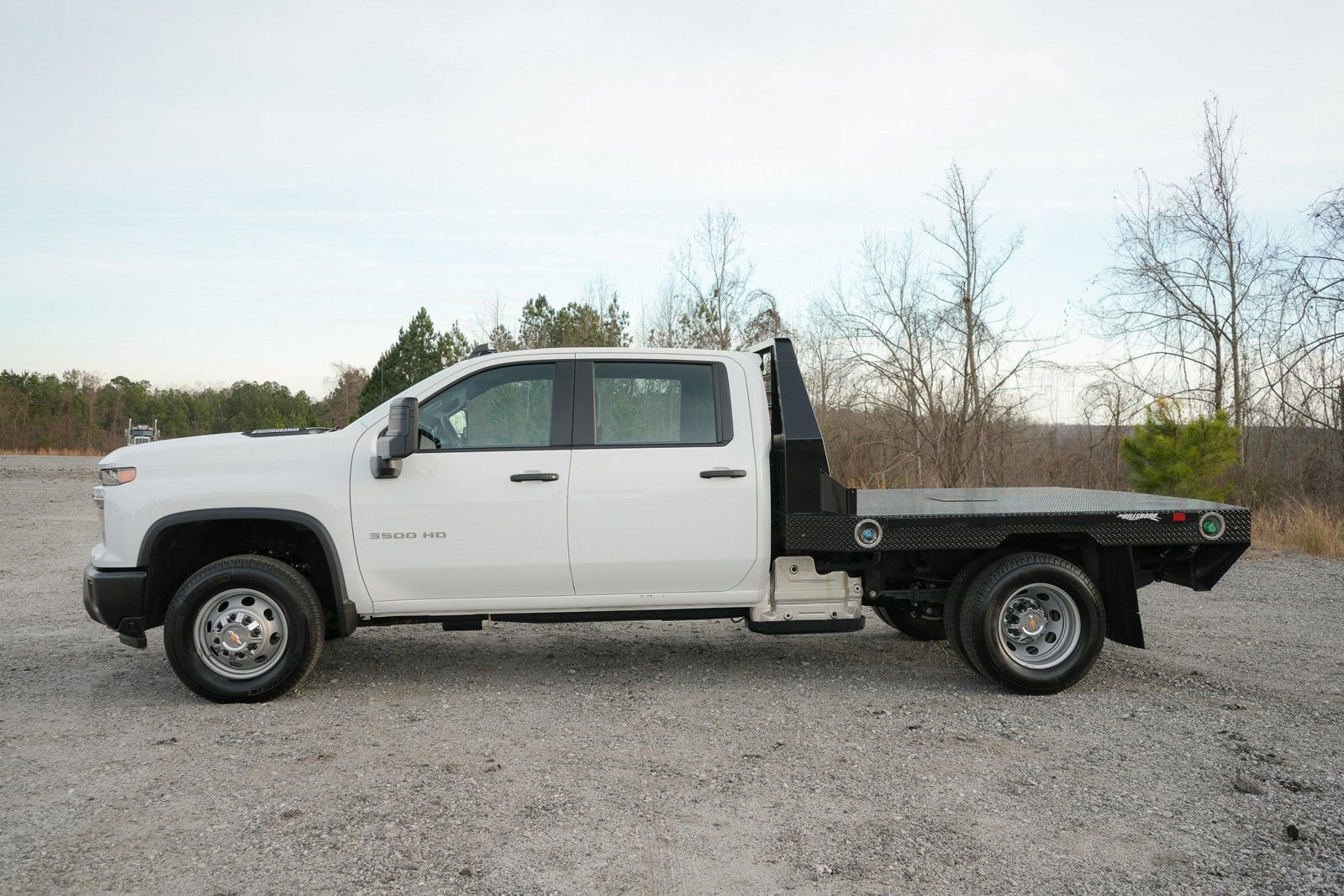 Used 2025 Chevrolet Silverado 3500 W/T image 5