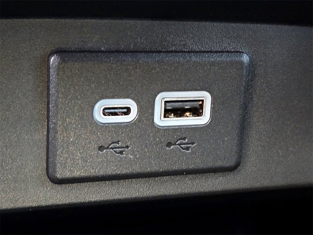 Used 2024 Chevrolet Tahoe RST w/ Luxury Package image 23