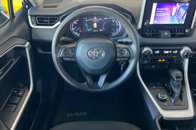 Certified 2024 Toyota RAV4 LE AWD/4WD image 15