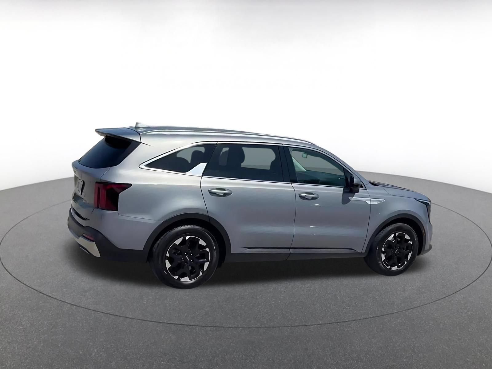 Used 2024 Kia Sorento S FWD image 14