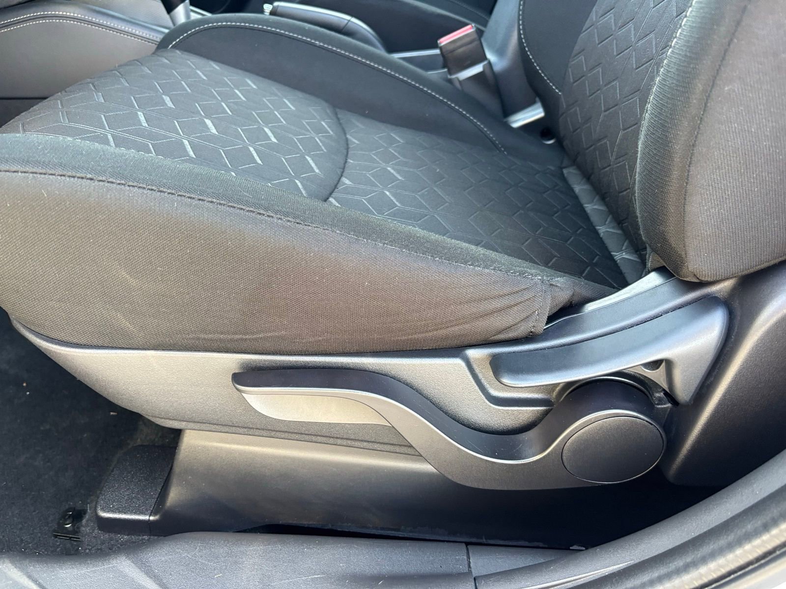 Used 2024 Mitsubishi Outlander Sport ES image 15