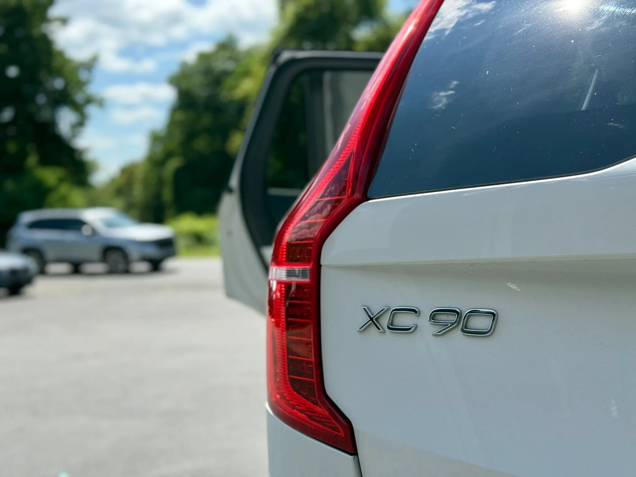 Used 2019 Volvo XC90 T5 Momentum w/ Advanced Package AWD/4WD image 50
