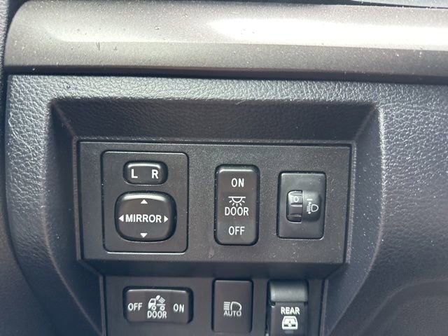 Used 2020 Toyota Tundra SR5 w/ SR5 Upgrade Package RWD image 11