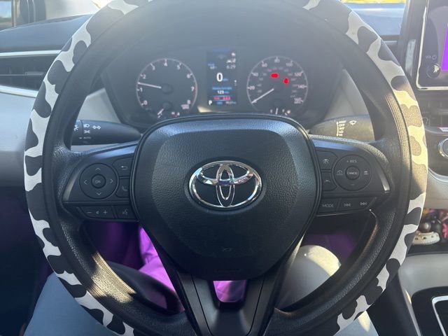Used 2025 Toyota Corolla LE image 9
