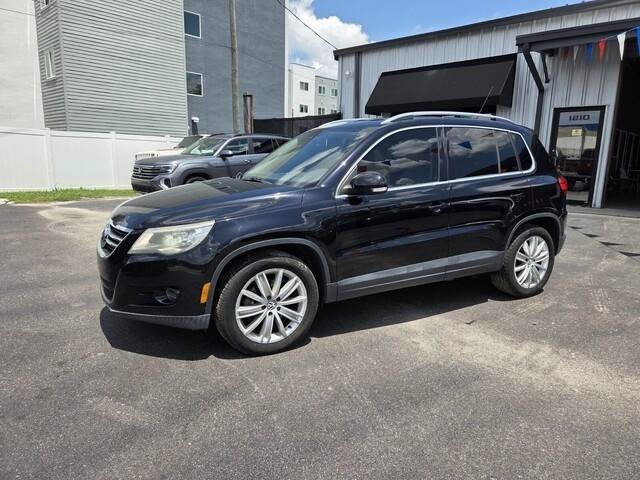 Used 2009 Volkswagen Tiguan SE AWD/4WD image 2