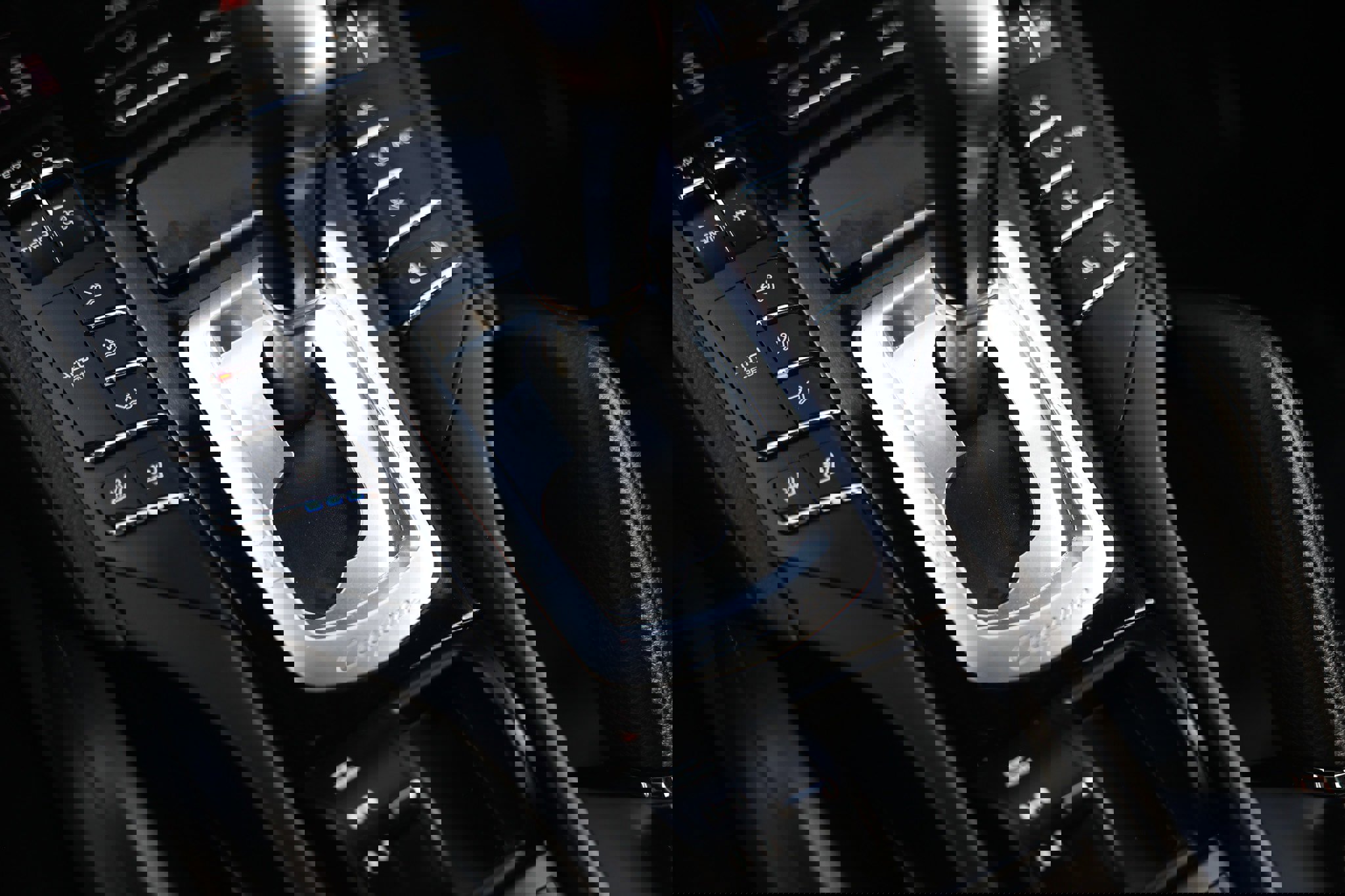 Used 2017 Porsche Cayenne S image 44