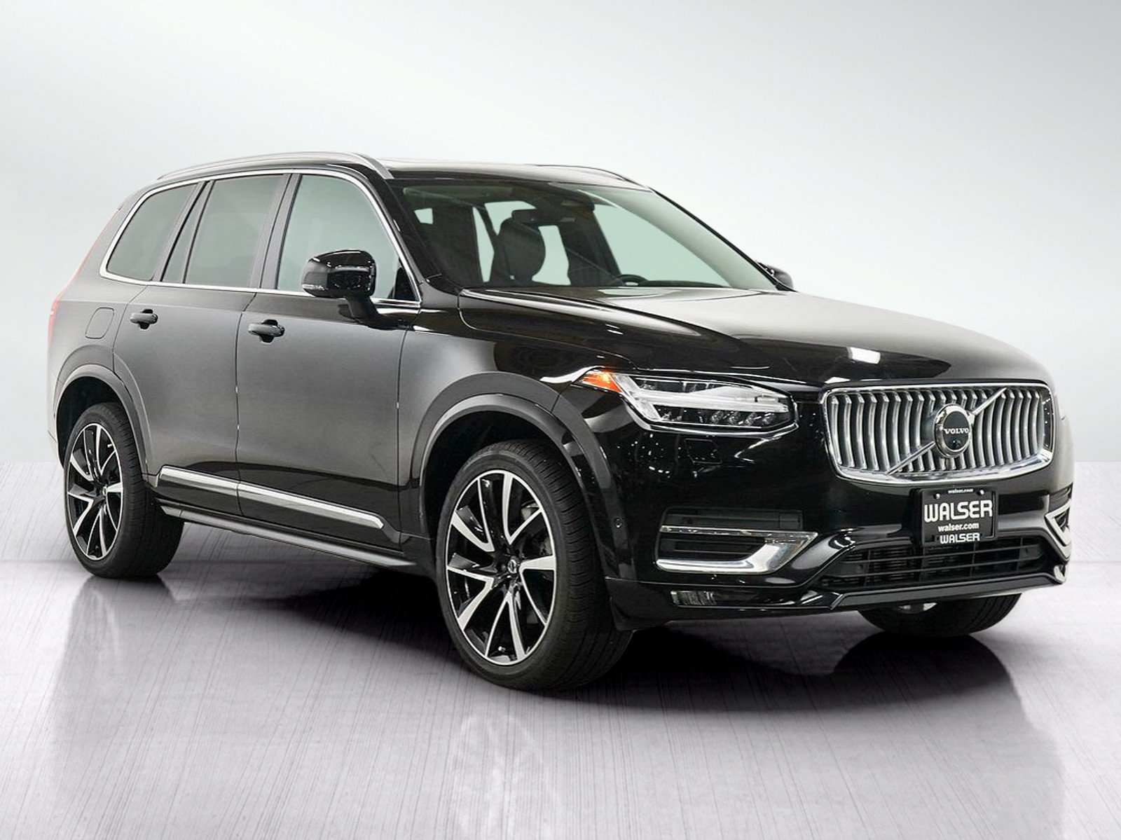 Used 2023 Volvo XC90 B6 Plus w/ Protection Package Premier AWD/4WD image 7