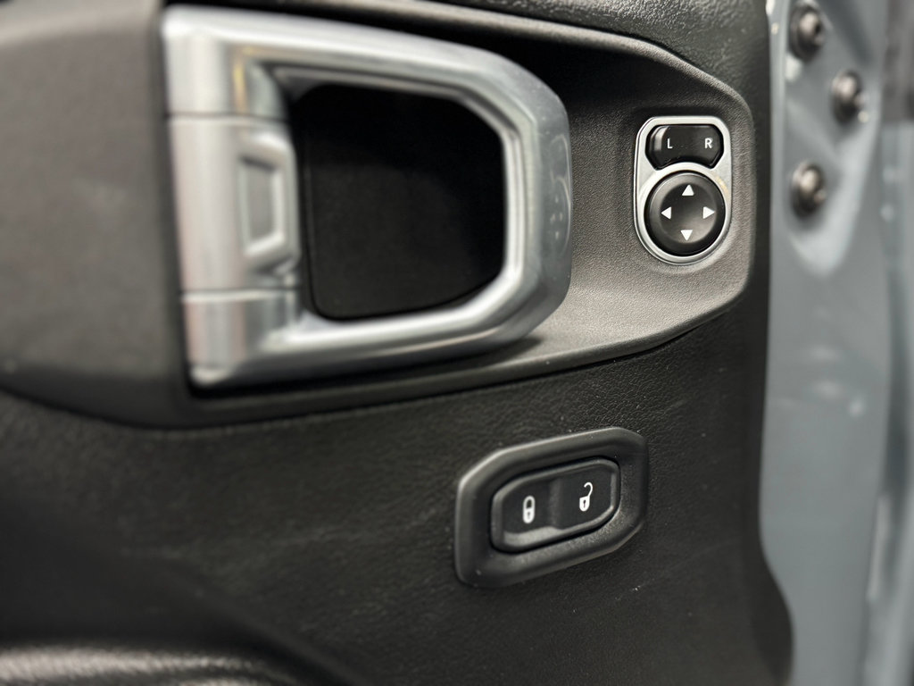 Used 2024 Jeep Wrangler Sport S w/ Convenience Group image 15