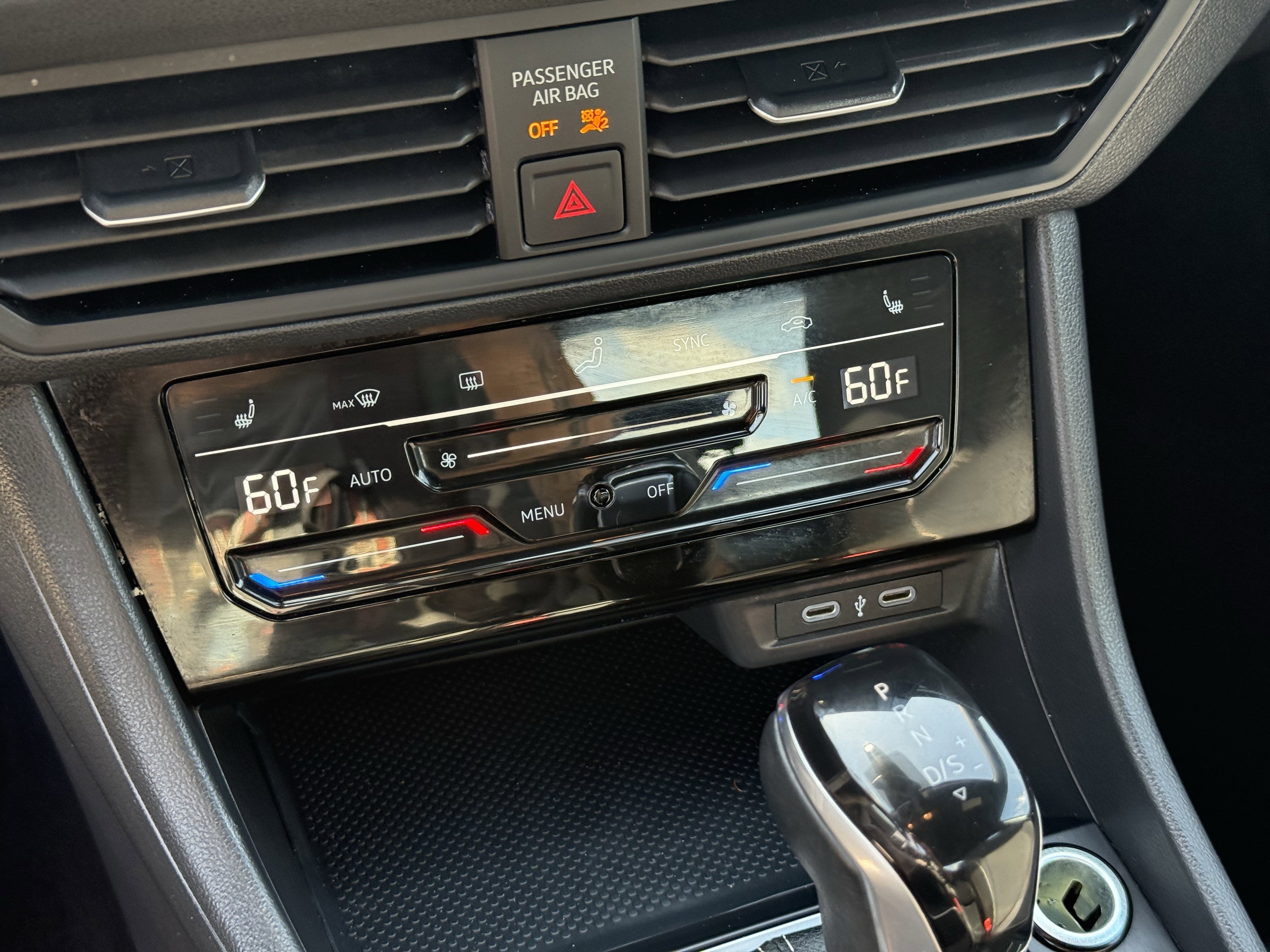 Used 2025 Volkswagen Jetta Sport FWD image 22