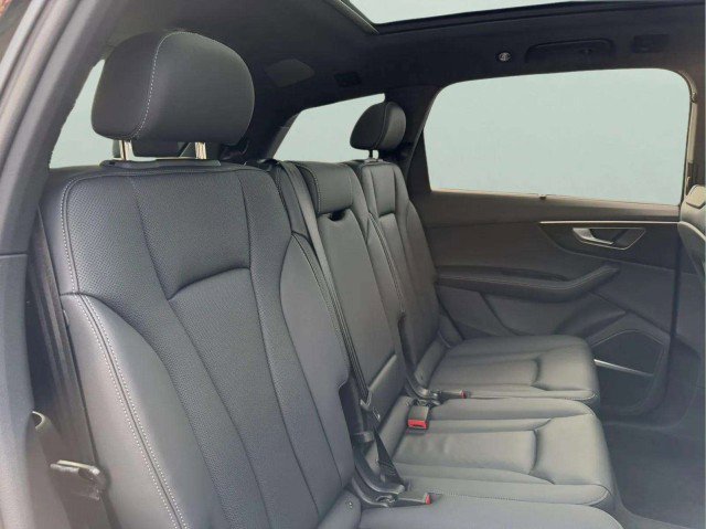 Certified 2025 Audi Q7 Premium Plus w/ Premium Plus Package image 27