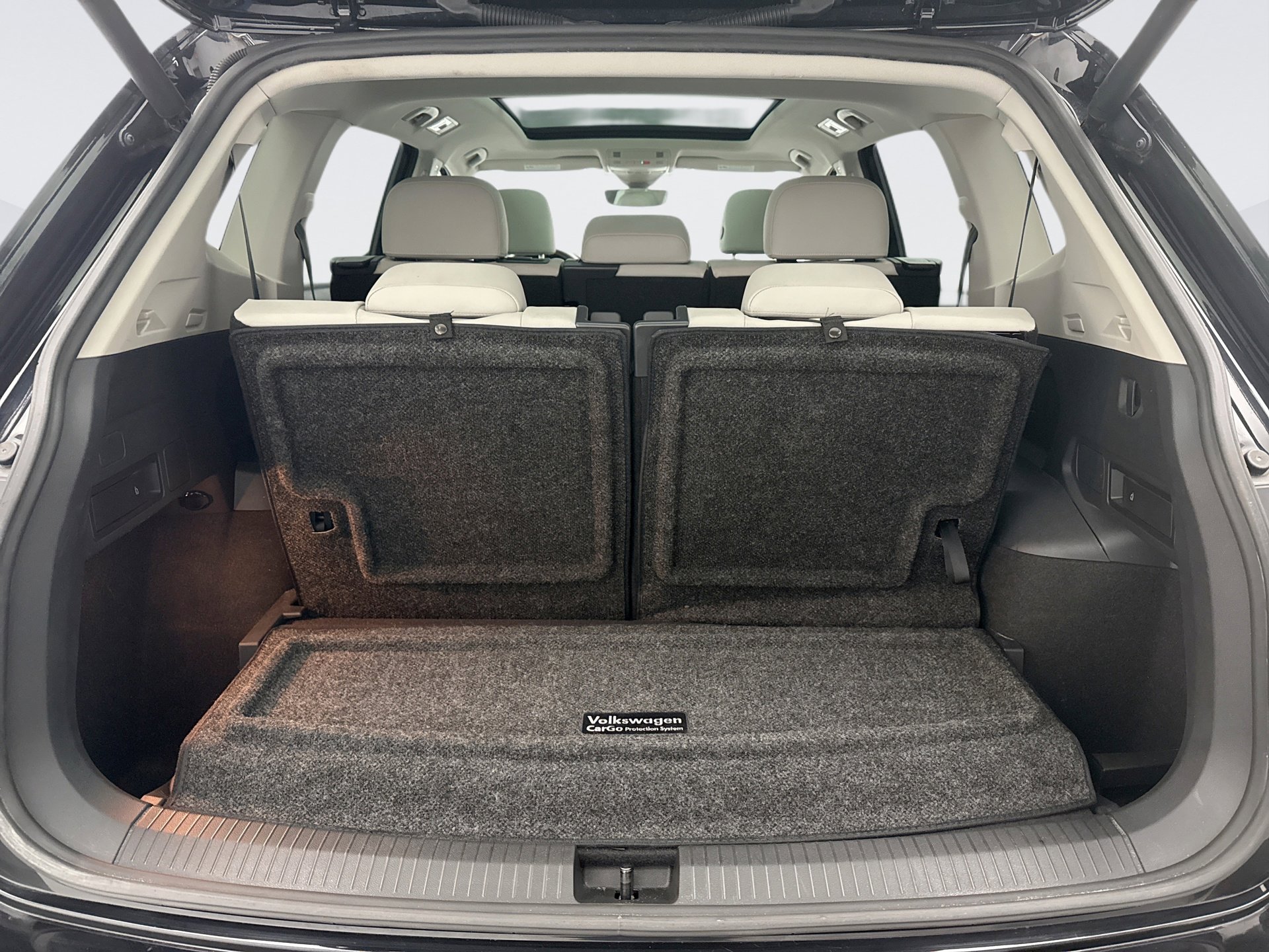 Used 2021 Volkswagen Tiguan SEL image 22