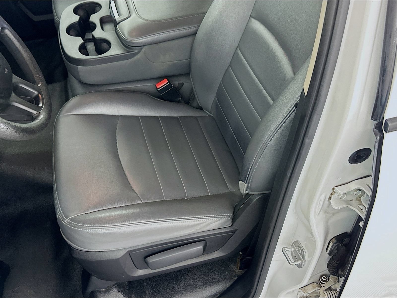 Used 2016 RAM 1500 Tradesman RWD image 17