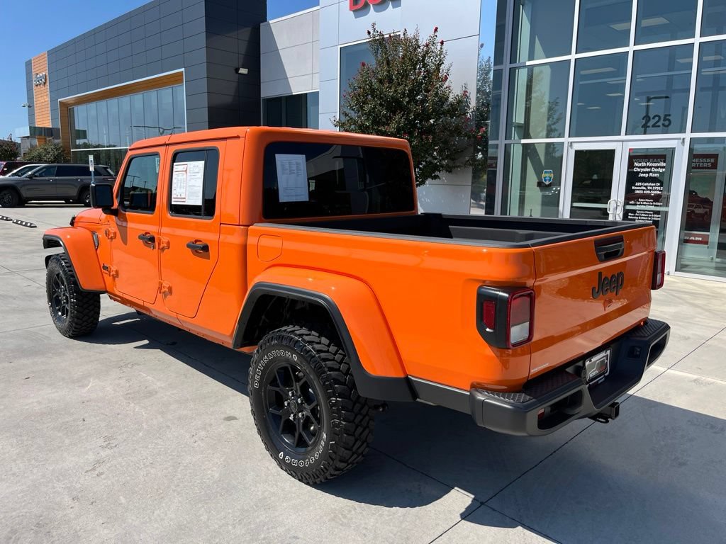 Used 2025 Jeep Gladiator Sport w/ Premium Package AWD/4WD image 18