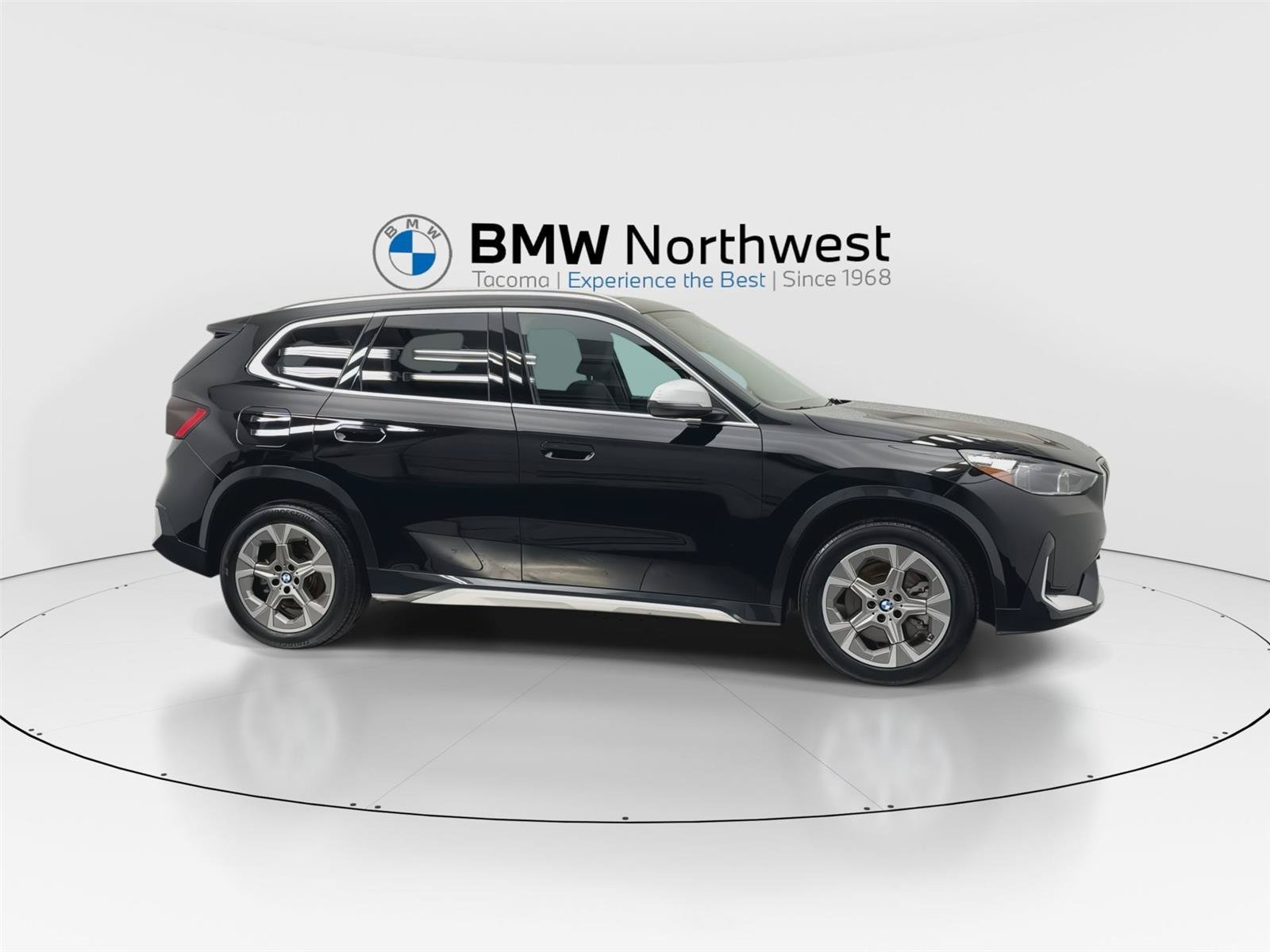 Used 2023 BMW X1 xDrive28i w/ Convenience Package AWD/4WD image 5