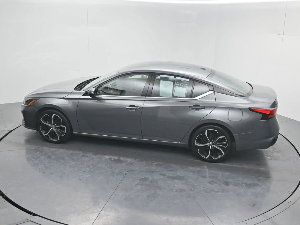 Used 2024 Nissan Altima 2.5 SR image 45